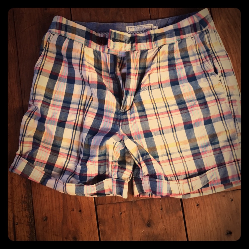 Plaid women’s shorts